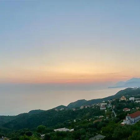 아파트 Erika's House