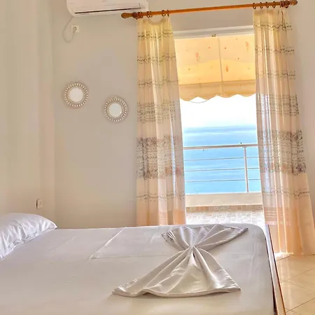 Erika's House Apartament Lukovë